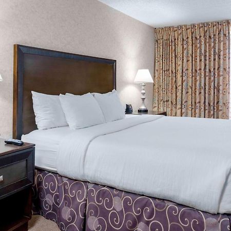 Embassy Suites By Hilton Kansas City Plaza Esterno foto
