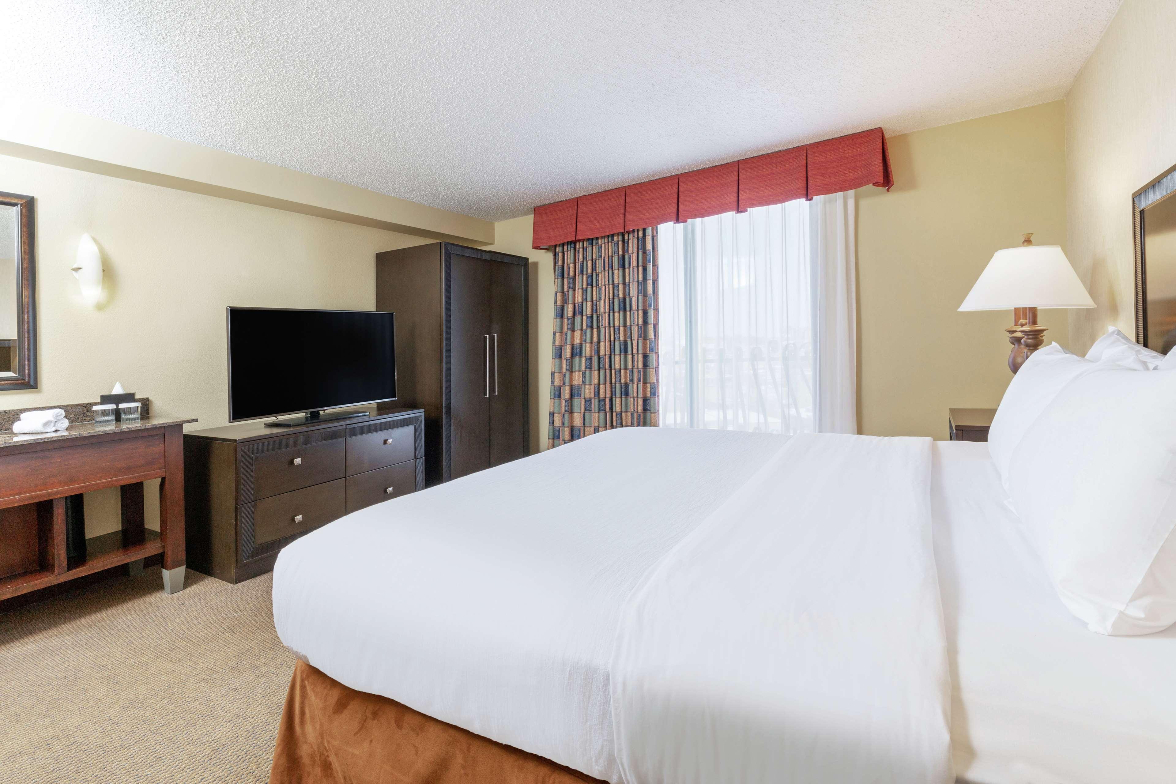 Embassy Suites By Hilton Kansas City Plaza Esterno foto